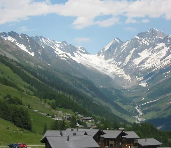 Ξενοδοχείο με διαμερίσματα Lauchernalp Residences Wiler